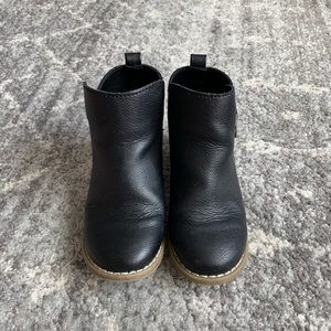 GAP Shoes - Gap Toddler Girl Faux Leather booties GAP Shoes - Gap Toddler Girl Faux Leather booties